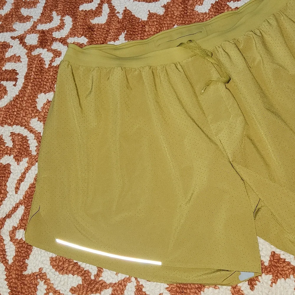 Lululemon Fast and Free Lined Short 6